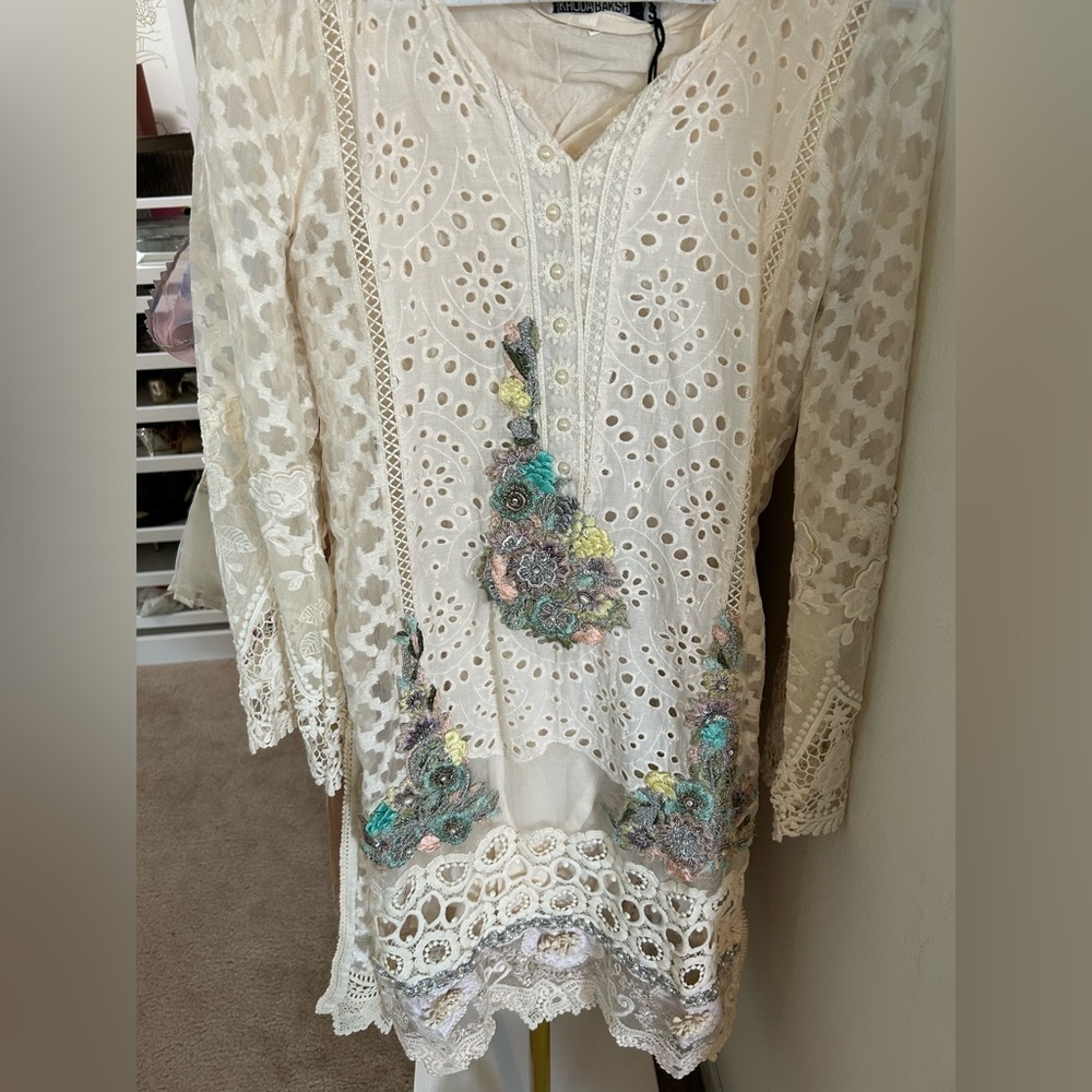 Fancy cream party wear 3 piece Pakistani outfit